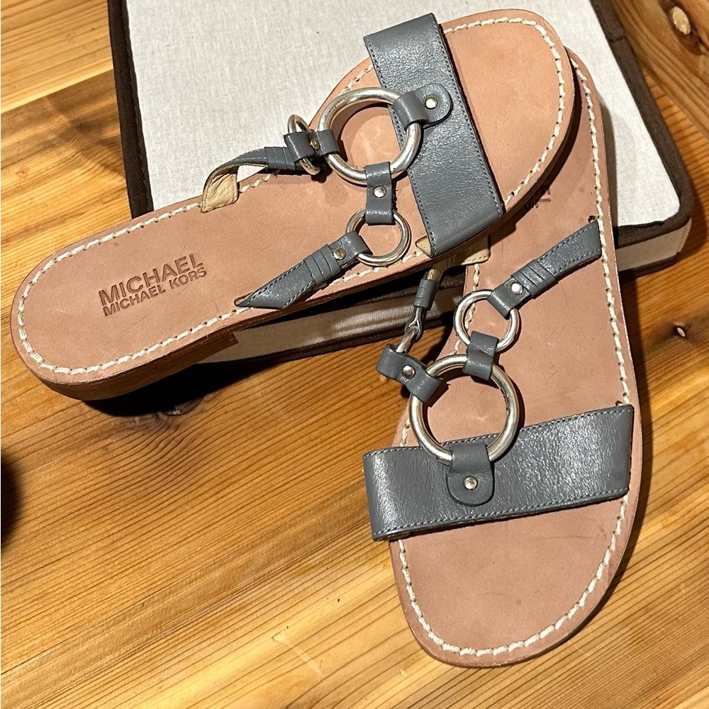 Michael Kors leather sandals Retail $88 SALE. 503 - Picture 2 of 12